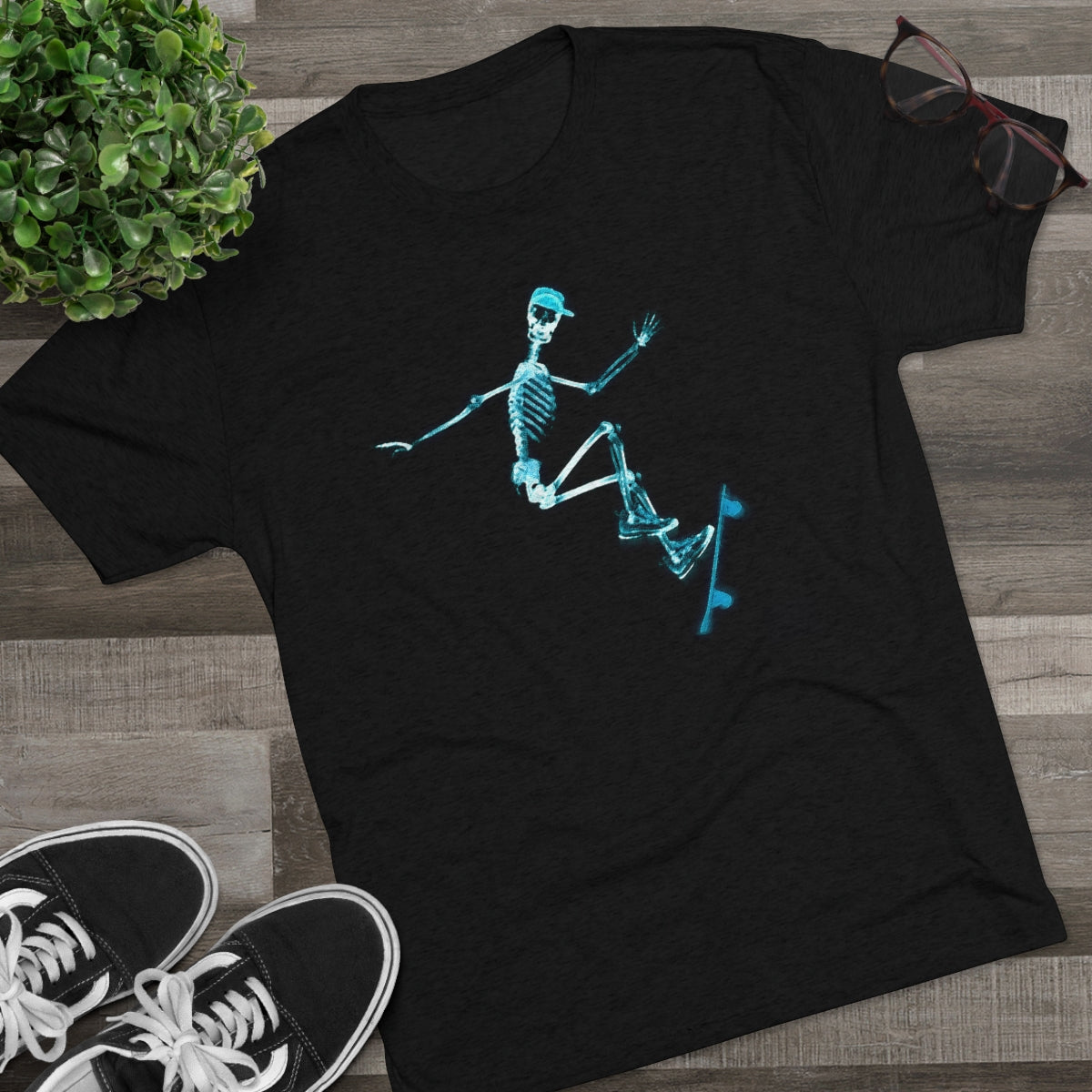 Special Collection – X-Ray: Ollie – Unisex Tri-Blend Crew Tee